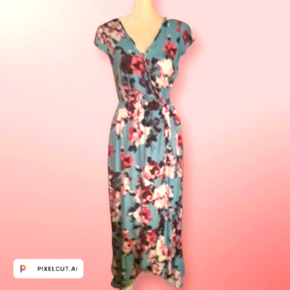 Band of Gypsies Floral Ruffle Dress Blue Red Pink White Size Small